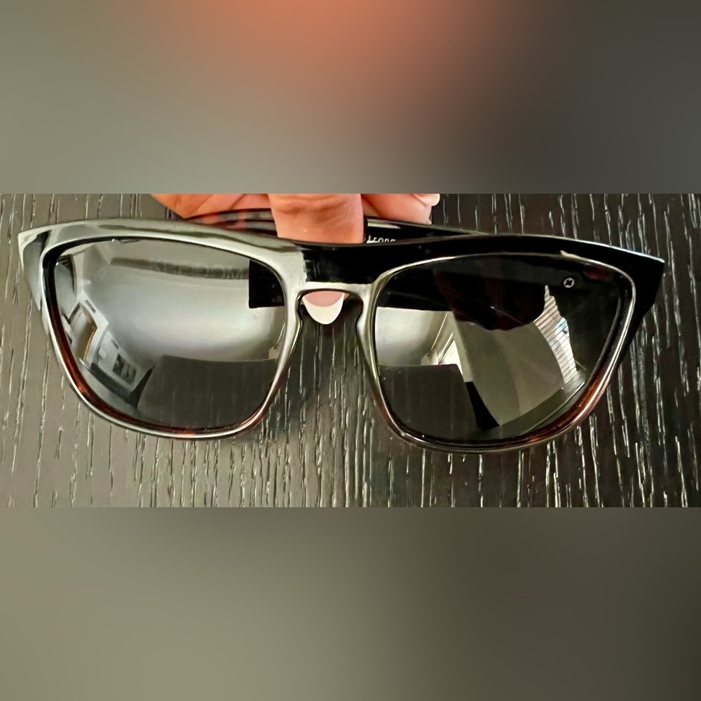 Kreedom District “Be Strong and Courageous” brown & Black combo sunglasses UV400